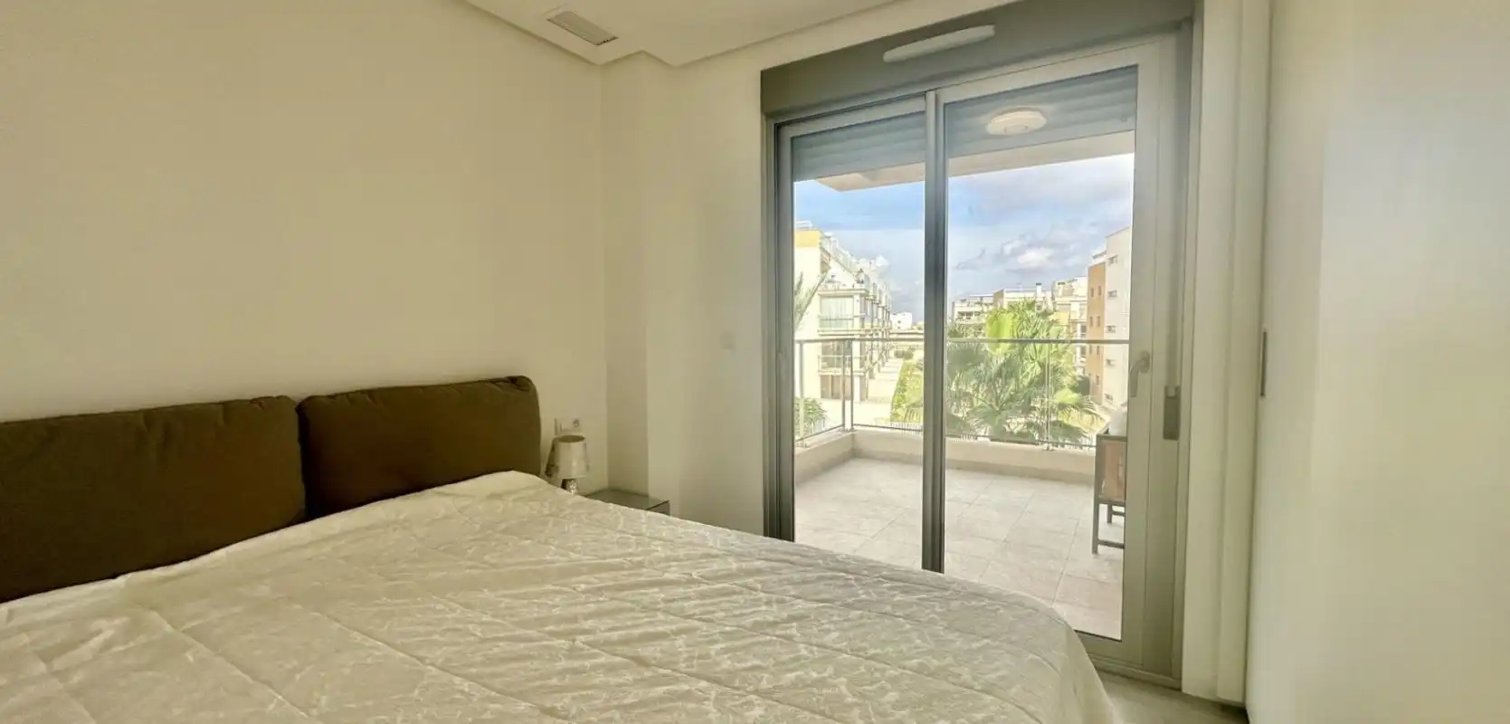 Bedroom of Flat for sale in Orihuela  with Air Conditioner, Heating and Private garden