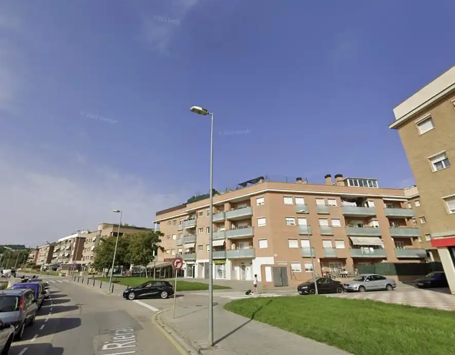 Pis amb terrassa en venda a Calle RIERAL