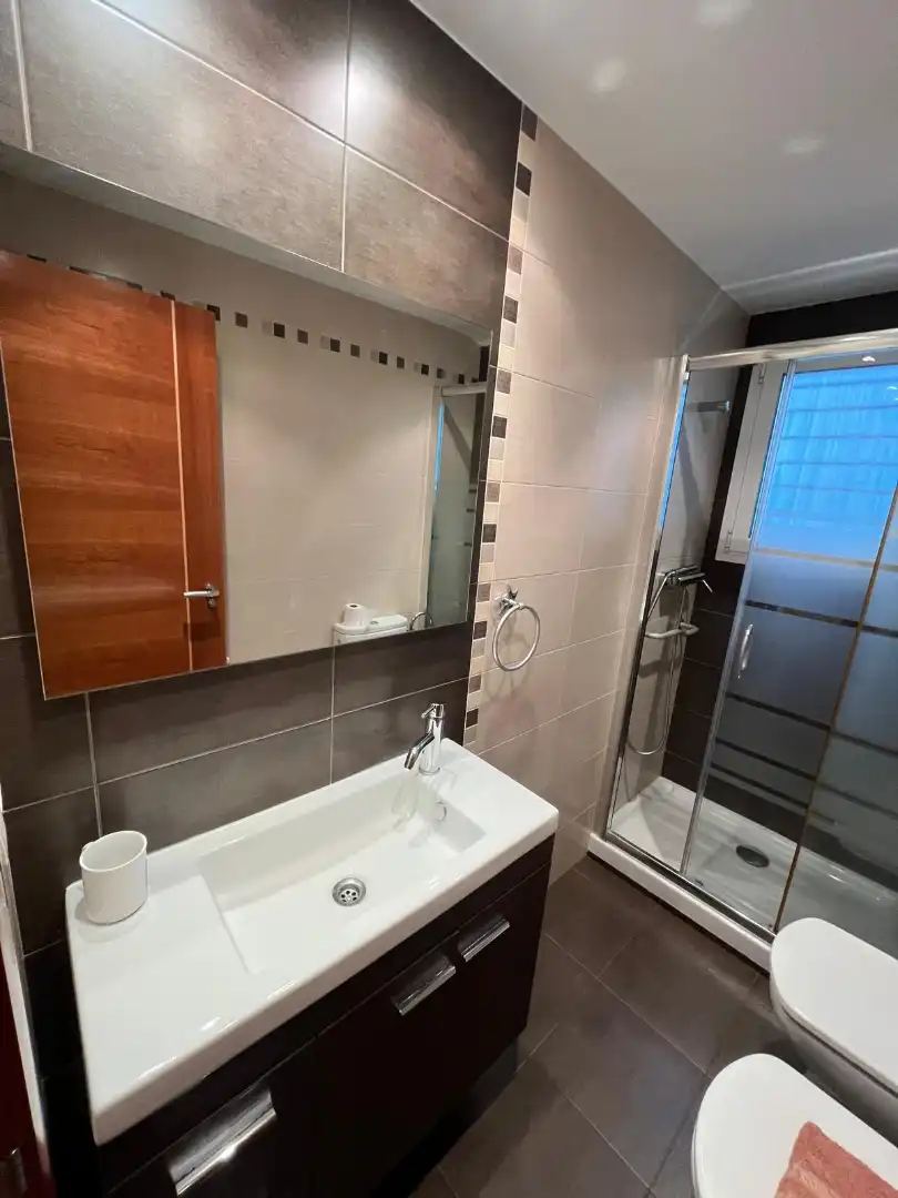 Bathroom of Flat for rent in Zaragoza  with Heating, Furnished and Oven