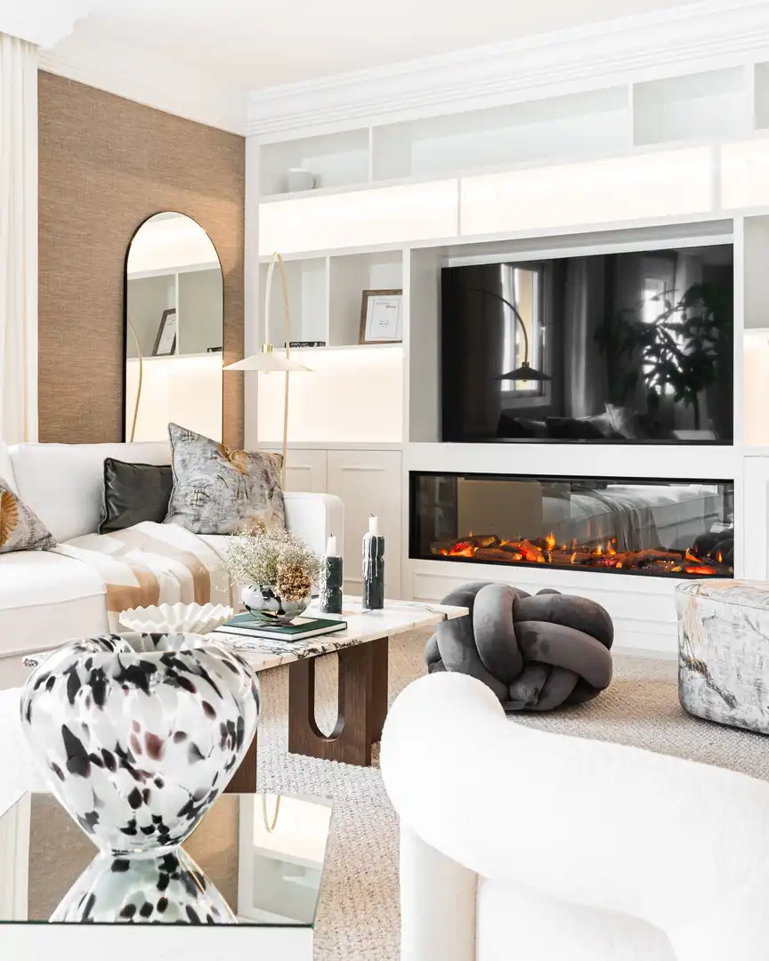 Sala de estar de Ático en venta en Marbella con Terraza, Piscina y Amueblado