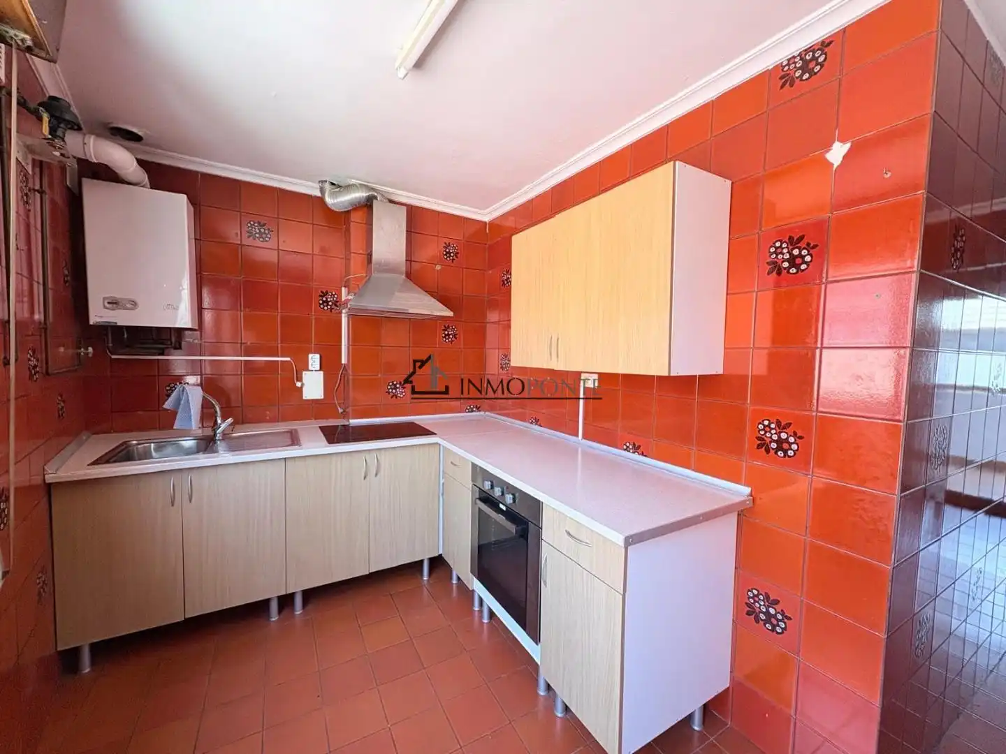 Cocina de Piso en venta en Pontevedra Capital  con Terraza