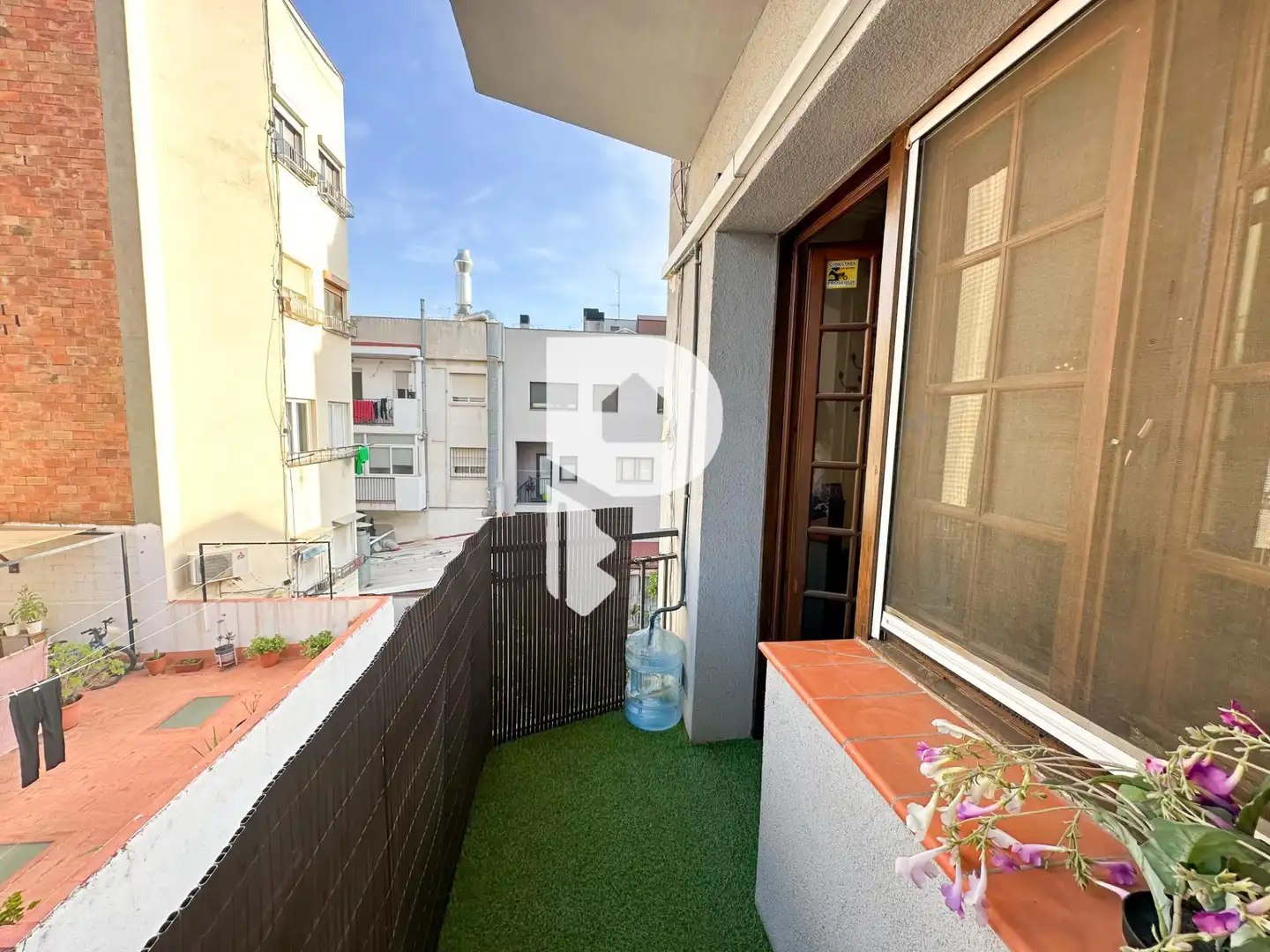Balcony of Flat for sale in Cornellà de Llobregat  with Air Conditioner, Heating and Parquet flooring
