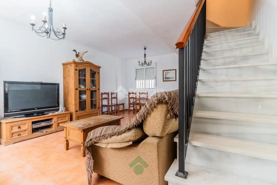 Sala d'estar de Casa adosada en venda en Jerez de la Frontera