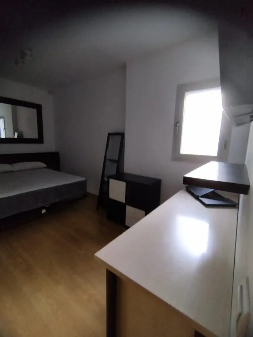 Habitació a PAU de Carabanchel