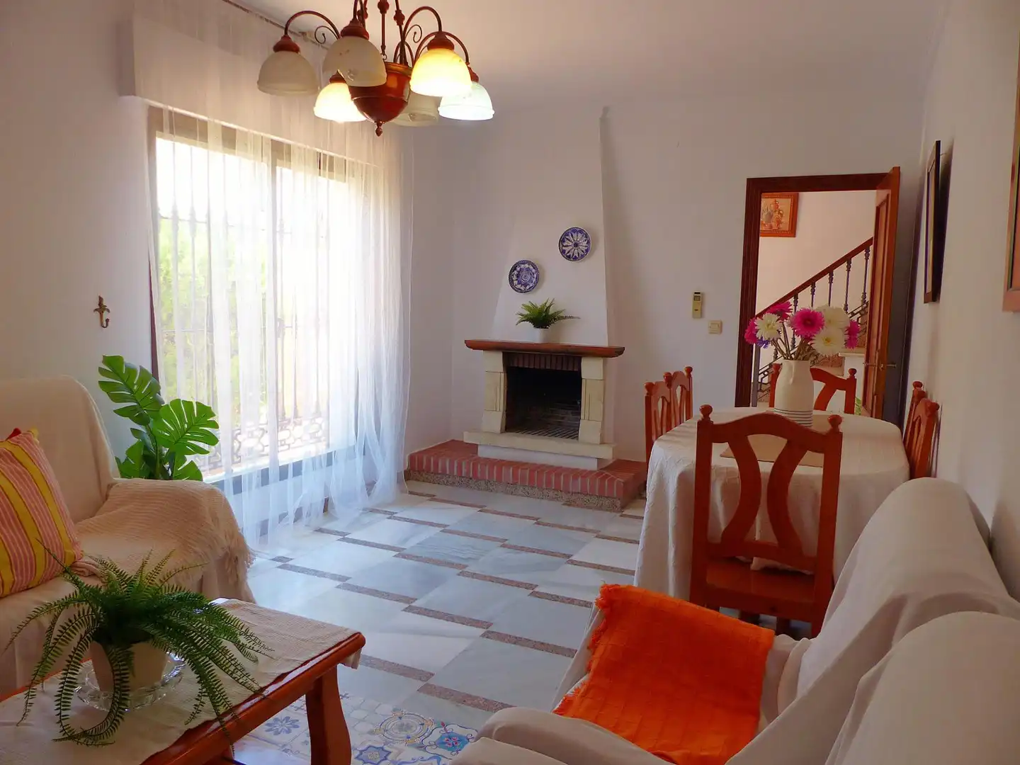 Casa bifamiliare con terrazza in vendita a CRUZ ROJA, imagen 4