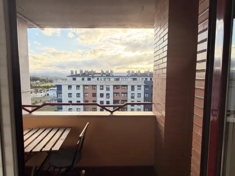 Terrassa de Pis en venda en Oviedo 