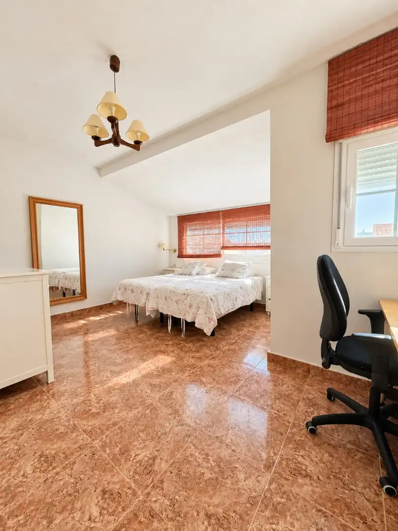 Casa bifamiliare con piscina in vendita a Villa del Prado, imagen 30