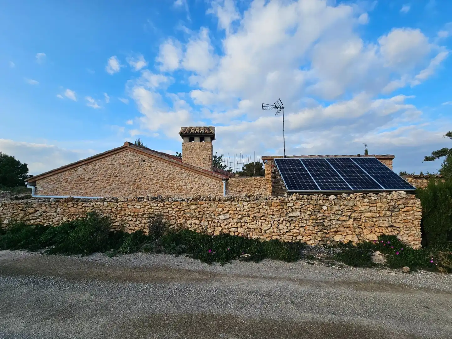 Vista exterior de Finca rústica en venta en Chulilla