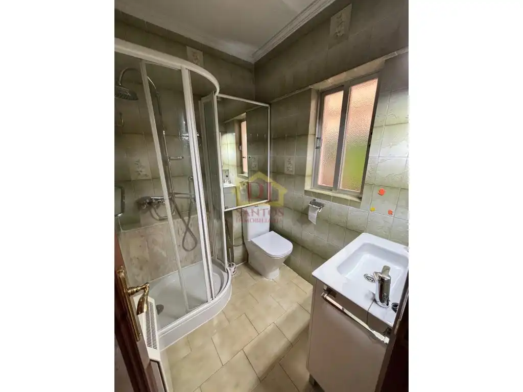 Bathroom of Flat for sale in Salamanca