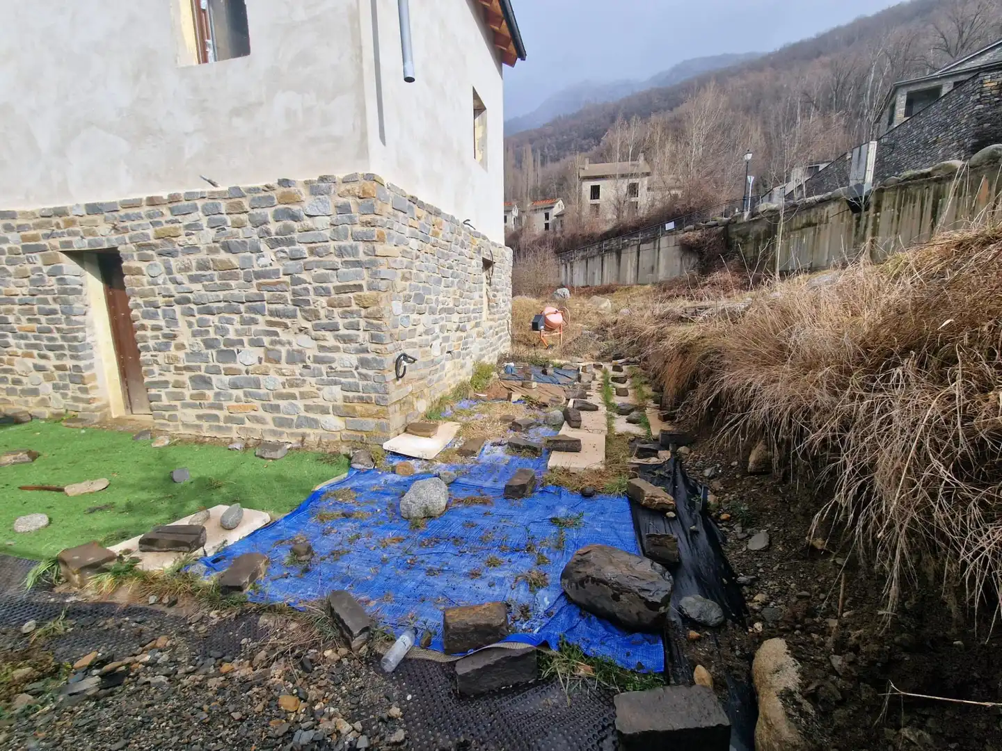 Garden of Houses for sale in Sesué, Huesca