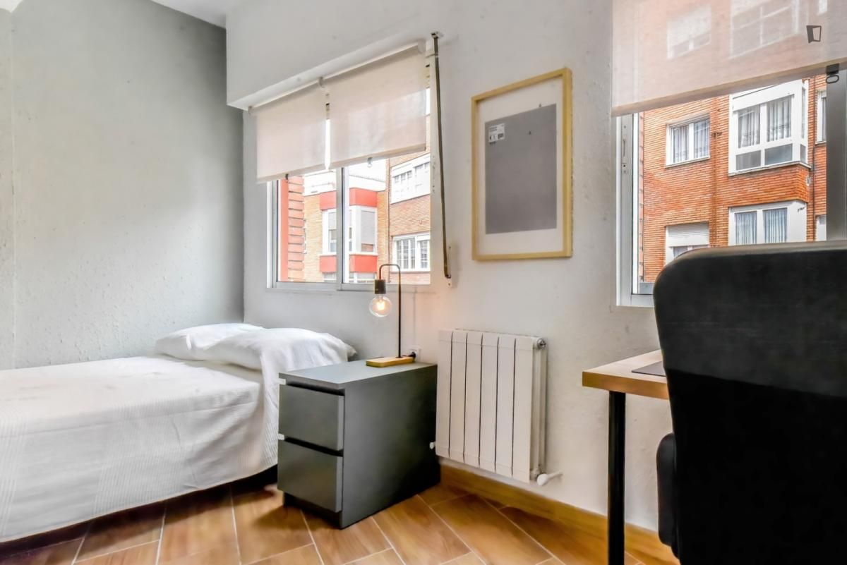 Apartment to share in Hospital