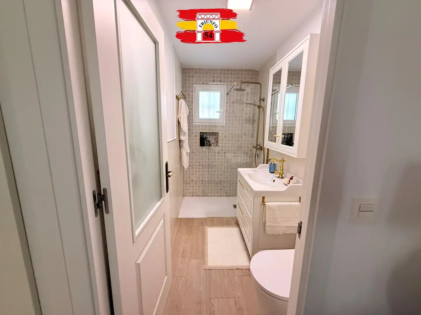 Badezimmer von Haus oder Chalet zum Verkauf in Pilar de la Horadada mit Klimaanlage, Privatgarten und Schwimmbad