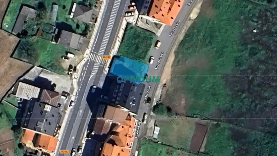 Wohnbaugrundstück zum Verkauf in Avenida Alcalde Manuel Platas Varela 138