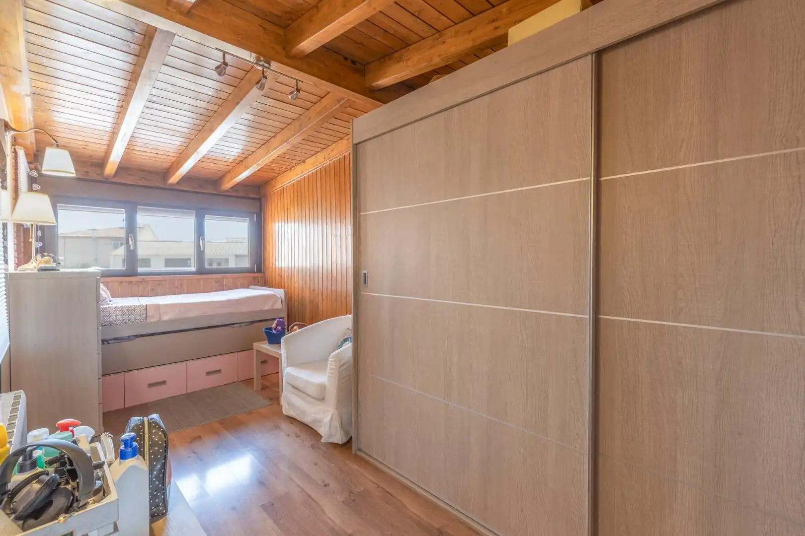 Dormitori de Casa o xalet en venda en La Zubia amb Calefacció, Jardí privat i Terrassa