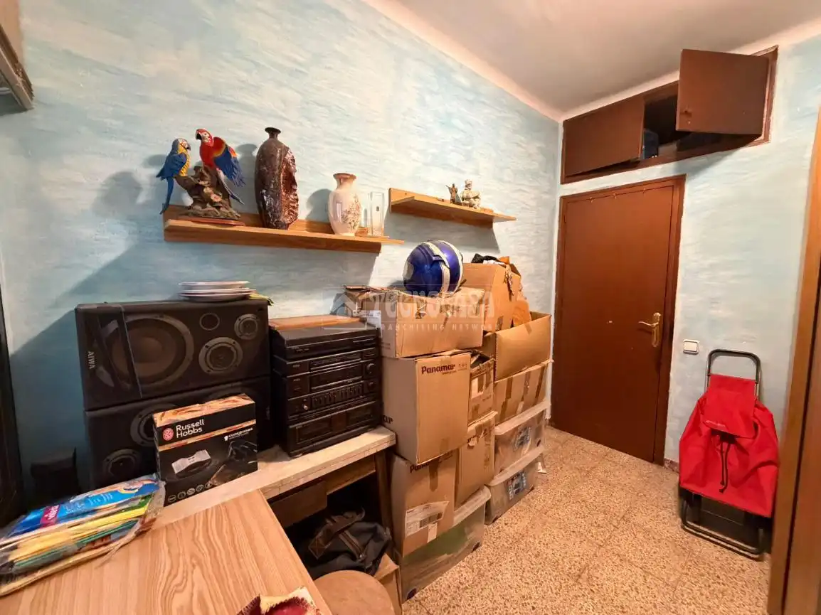 Piso en venta en L'Hospitalet de Llobregat con Aire acondicionado, Calefacción y Balcón
