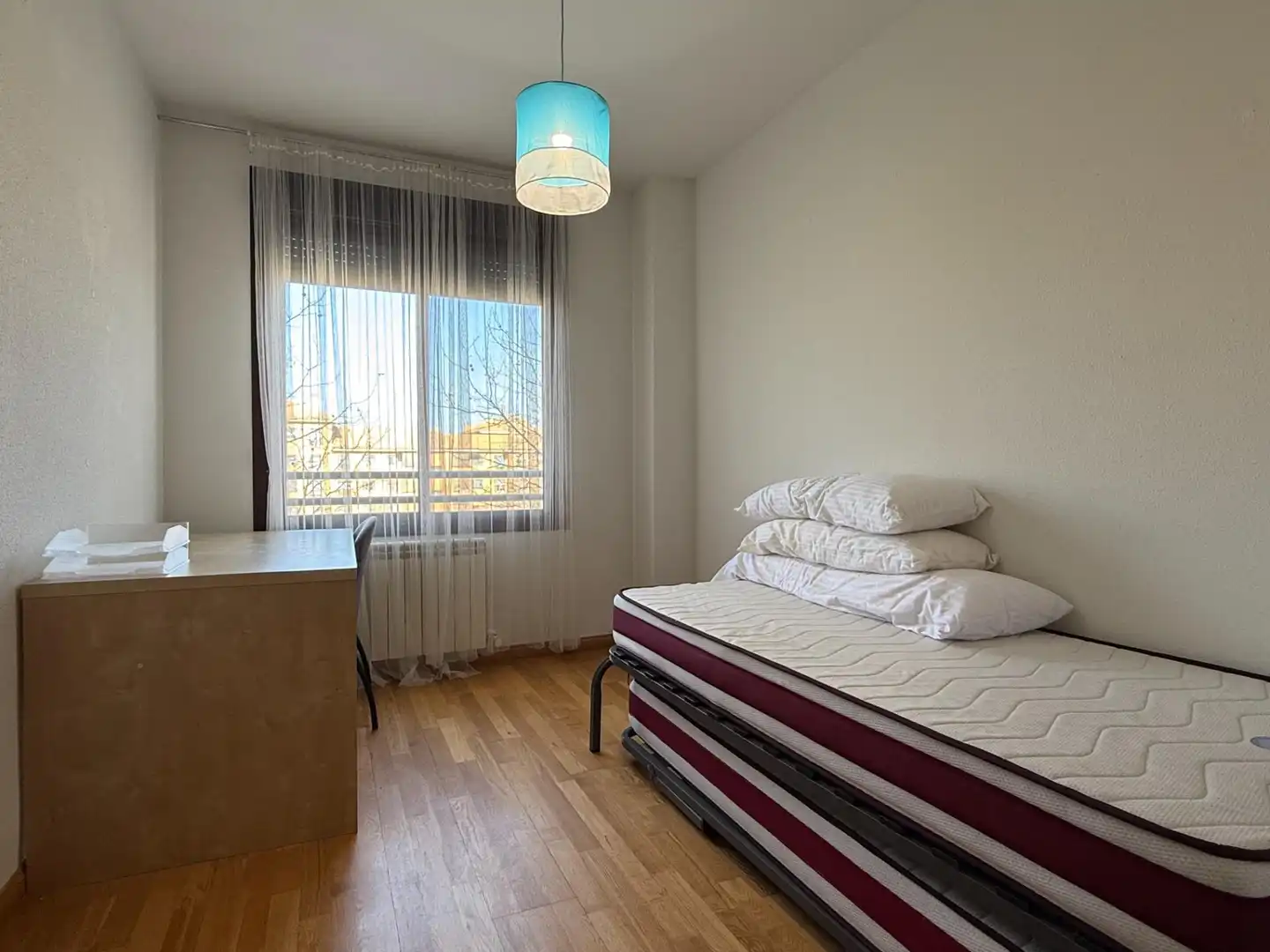 Schlafzimmer von Wohnung zum Verkauf in Yebes mit Heizung, Terrasse und Abstellraum