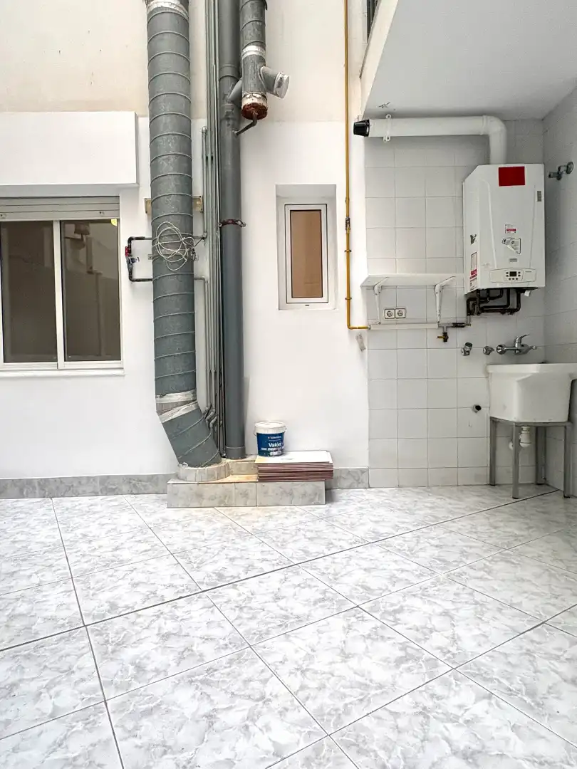 Flat for sale in Terrassa  with Heating, Terrace and Oven