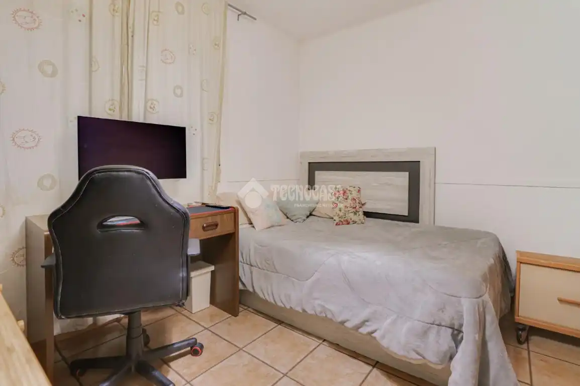 Bedroom of Flat for sale in Rubí
