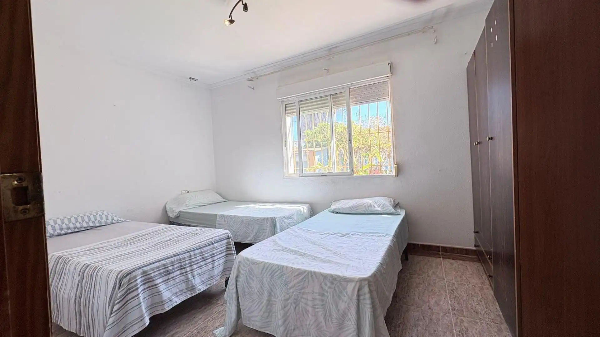 Habitación de Finca rústica en venta en Cullera con Aire acondicionado, Jardín privado y Trastero