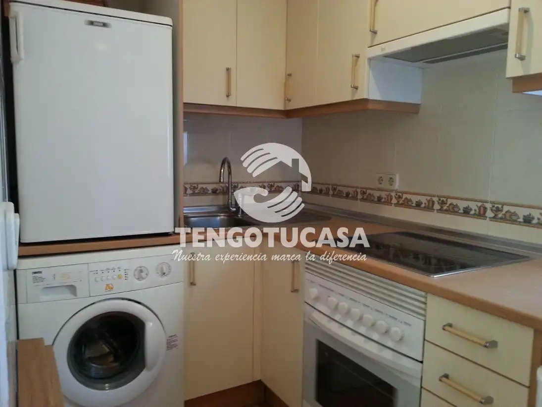 Kitchen of Flat for rent in Madrid  with Air Conditioner, Heating and Parquet flooring
