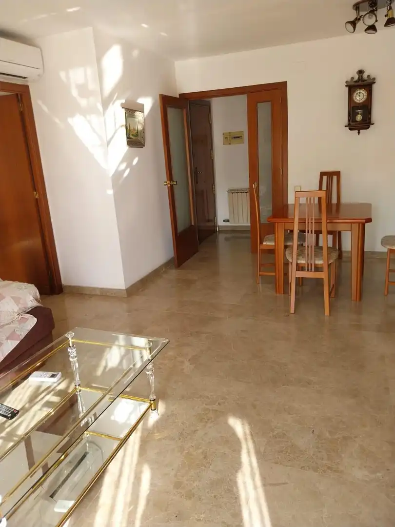 Dining room of Flat for rent in Cornellà de Llobregat  with Air Conditioner, Heating and Balcony