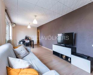 Living room of Attic for sale in  Barcelona Capital  with Air Conditioner, Parquet flooring and Terrace