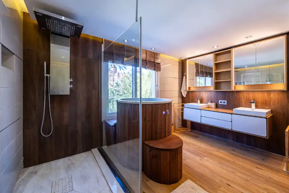 Bany de Casa o xalet de lloguer en Marbella amb Aire condicionat, Jardí privat i Terrassa