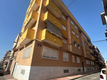 Pis amb balcó en venda a Pedanías Oeste