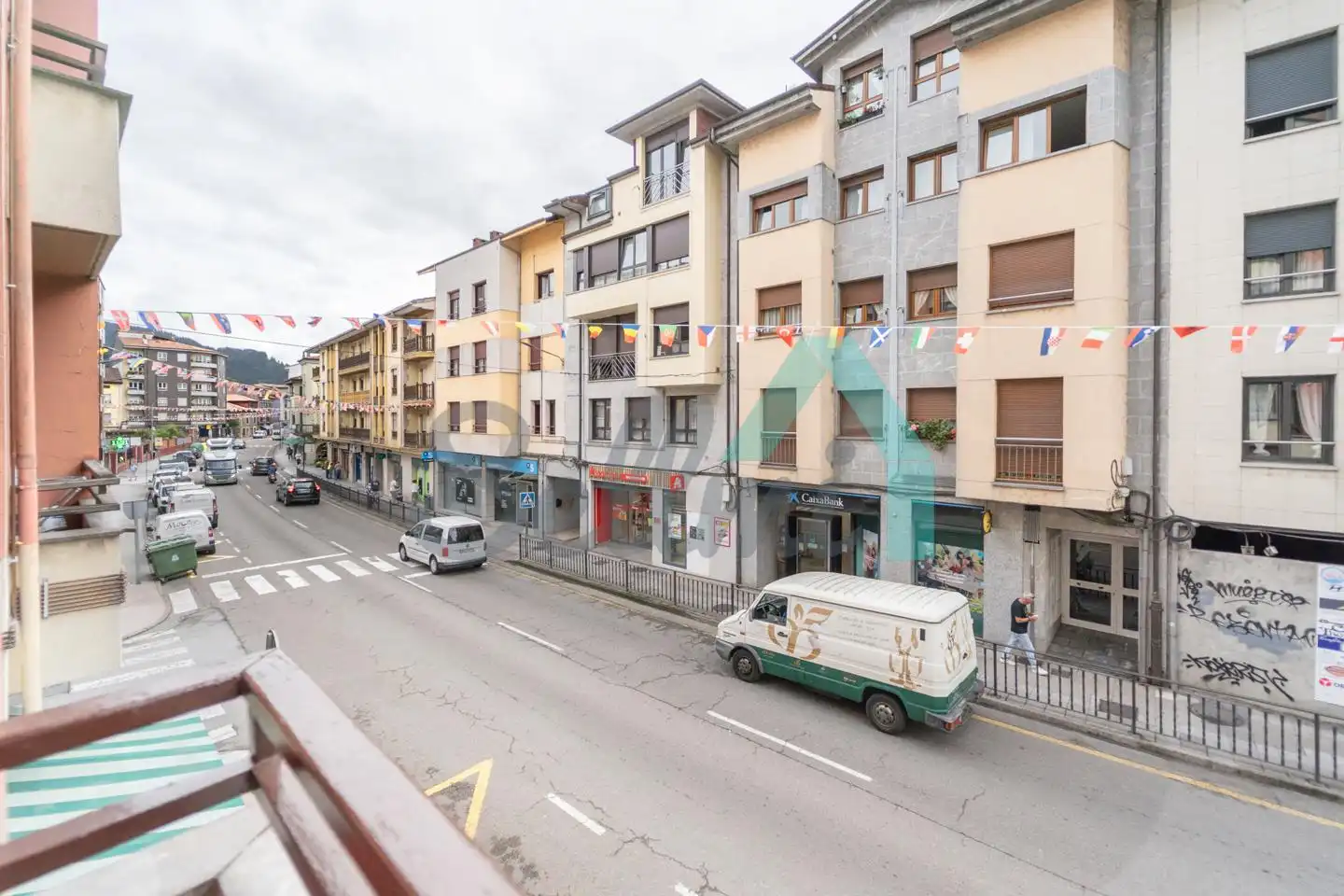 Außenansicht von Wohnung zur Miete in Parres mit Heizung, Parkett und Terrasse