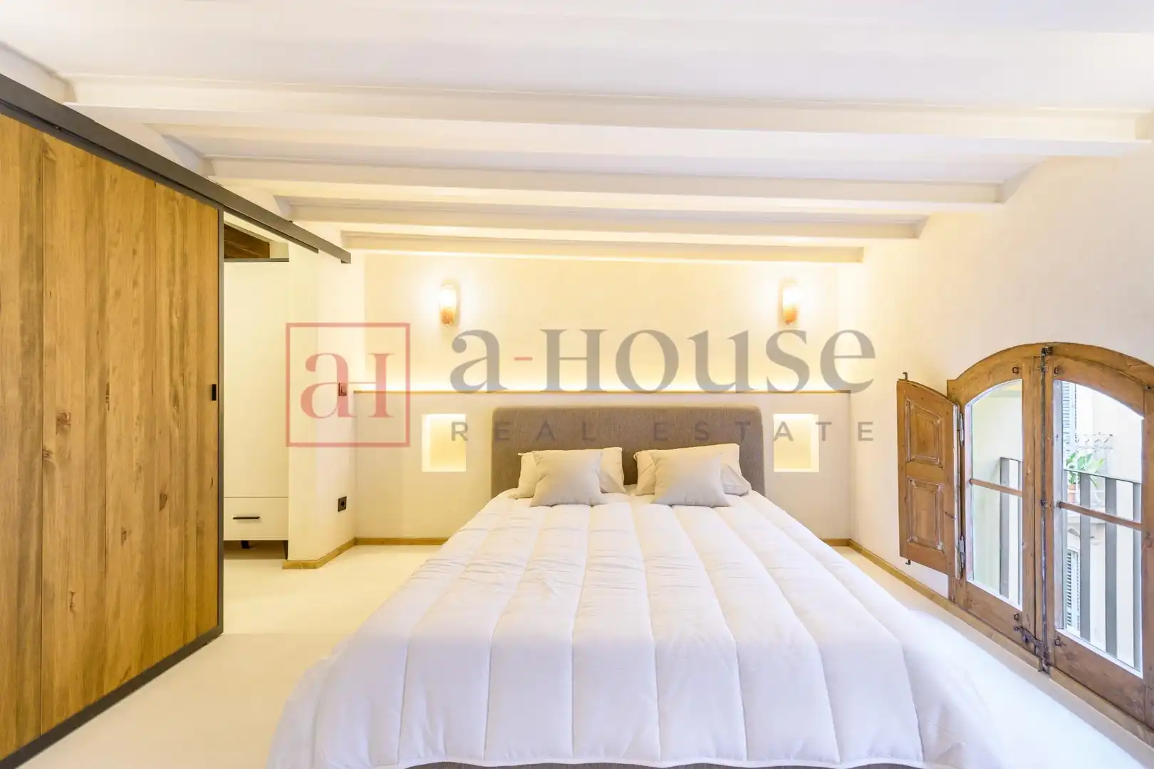 Penthouse with terrace for sale in Carrer Carrer Sèneca, imagen 14