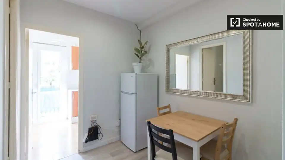 Appartement avec terrasse à louer à Eixample