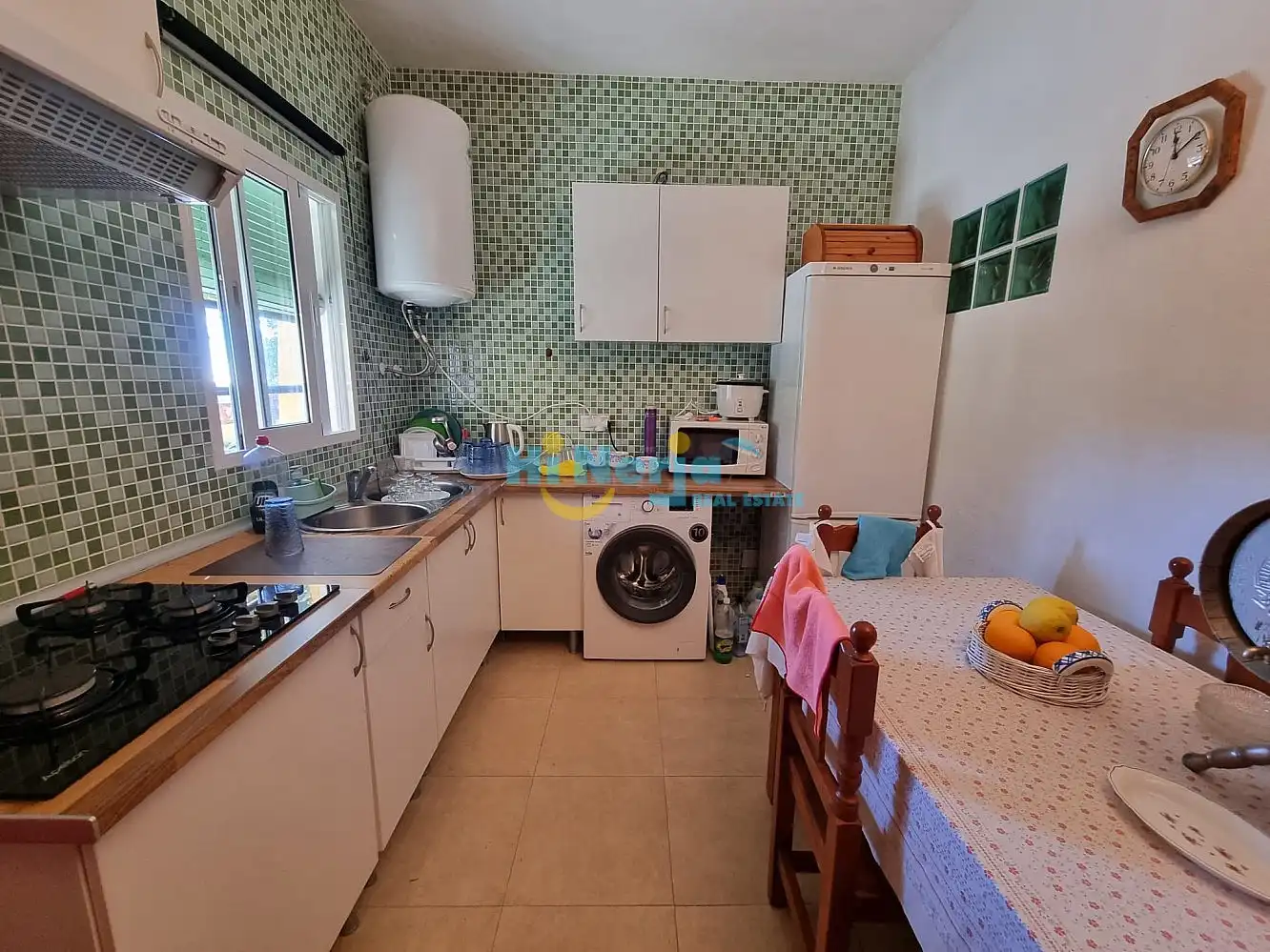 Cocina de Casa o chalet de alquiler en Nerja con Terraza, Piscina y Amueblado