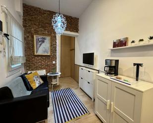 Sala d'estar de Apartament per a compartir en  Madrid Capital amb Aire condicionat, Calefacció i Terrassa