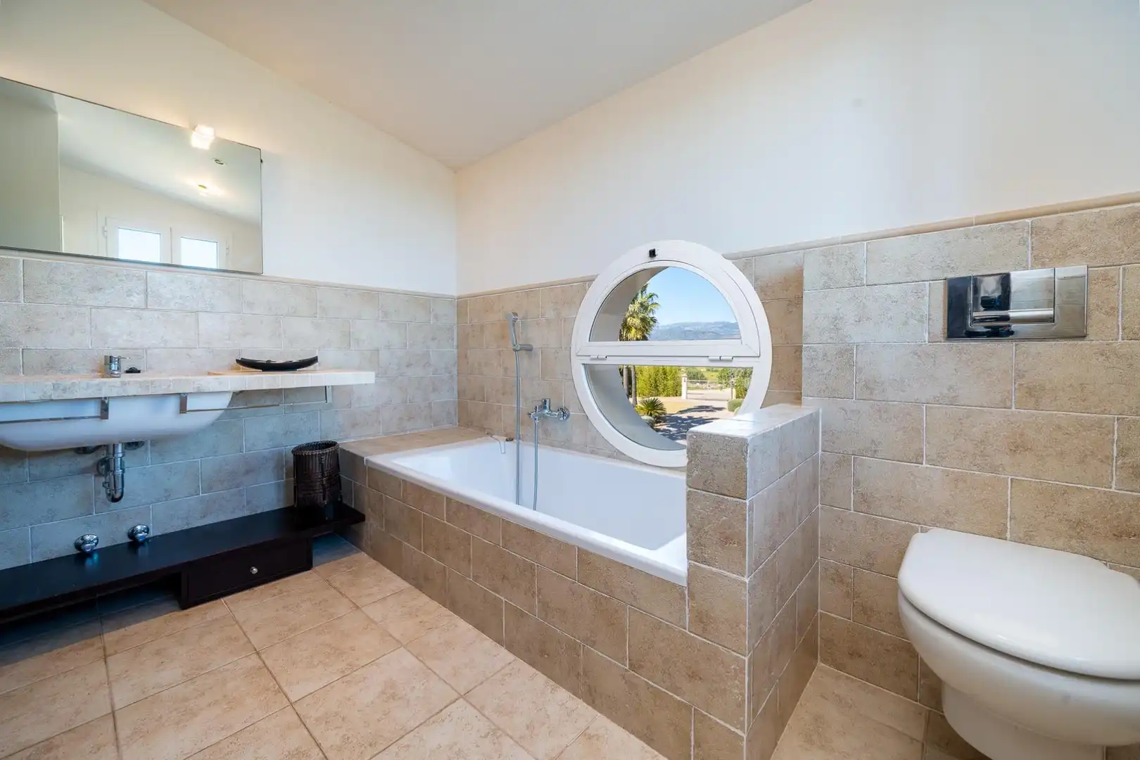 Baño de Casa o chalet de alquiler en Binissalem con Aire acondicionado, Calefacción y Jardín privado