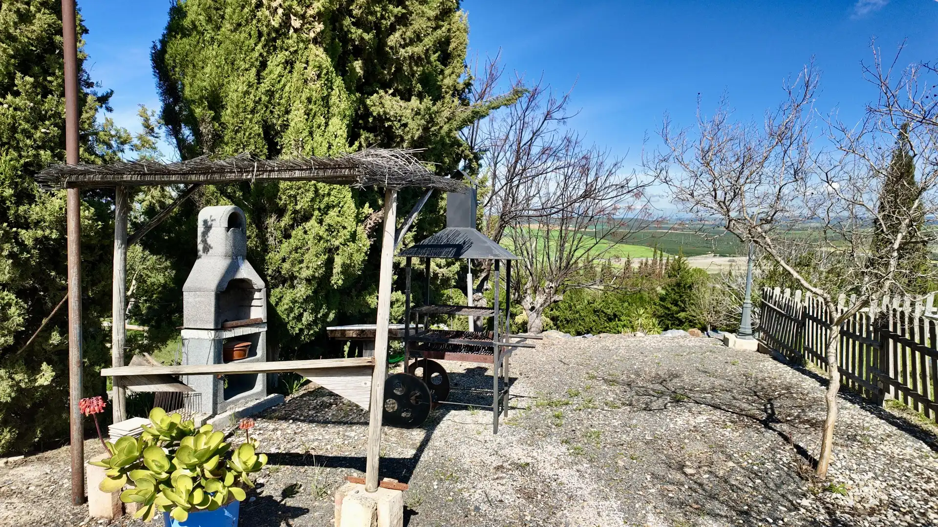 Terraza de Finca rústica en venta en Santaella con Aire acondicionado, Jardín privado y Terraza