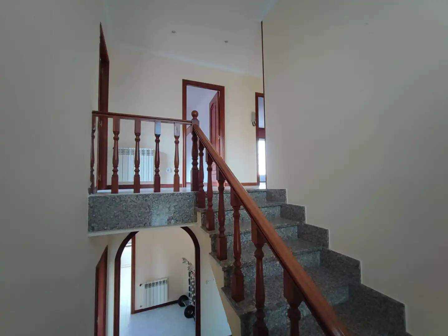 Casa o chalet en venta en Vigo  con Calefacción, Jardín privado y Terraza