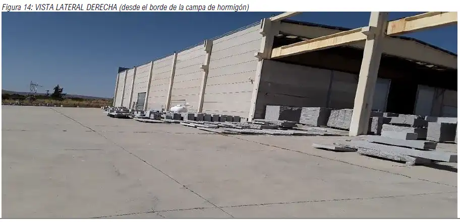 Vista exterior de Nave industrial en venta en Villacastín