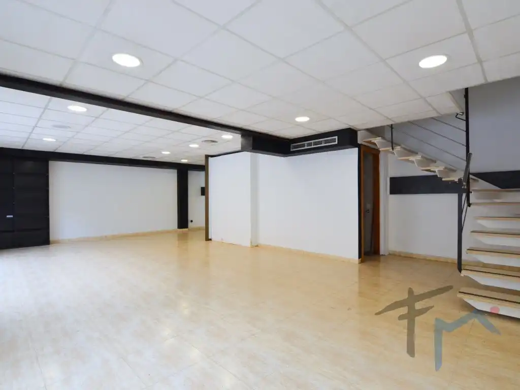 Gewerbefläche zum Verkauf in Avenida Linia La, imagen 5