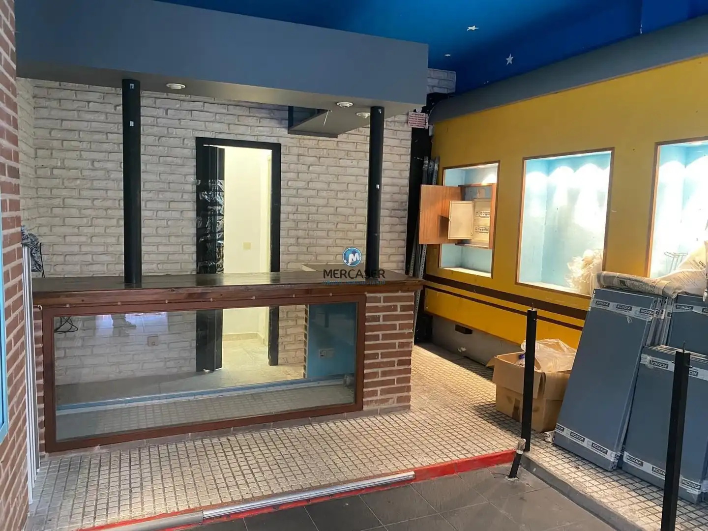 Local comercial de lloguer a Caballería Española, imagen 6