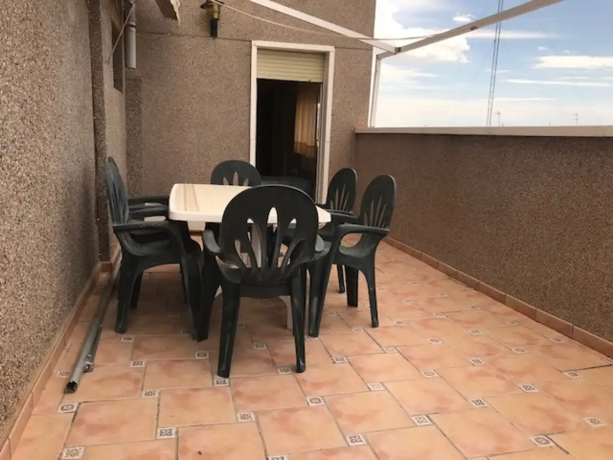 Flat for rent in Avenida de la universidad, 38, Altabix