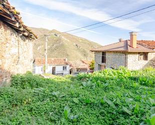 Exterior view of House or chalet for sale in Lena  with Private garden
