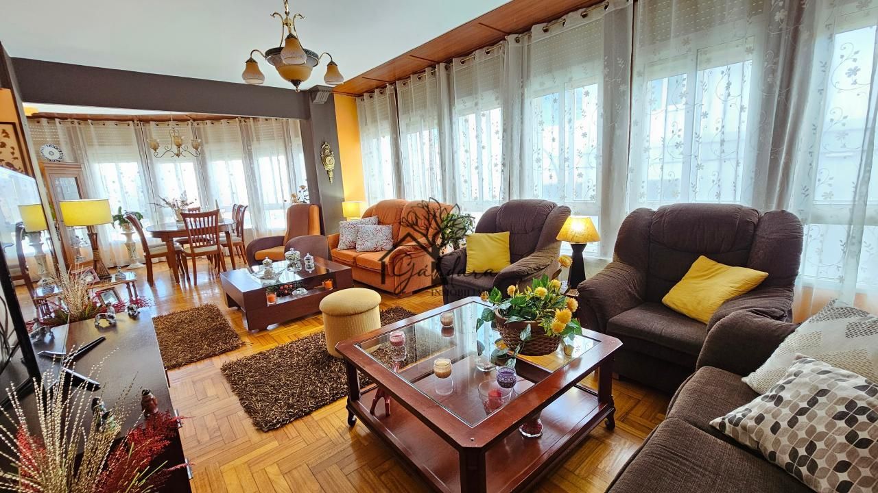 Living room of Duplex for sale in Ferrol  with Heating, Parquet flooring and Storage room