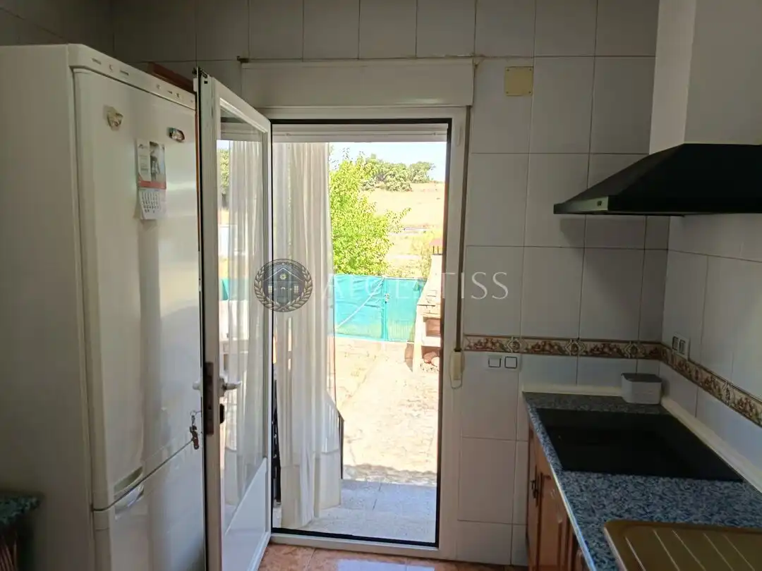 Adossat amb jardí en venda a Méntrida, imagen 44