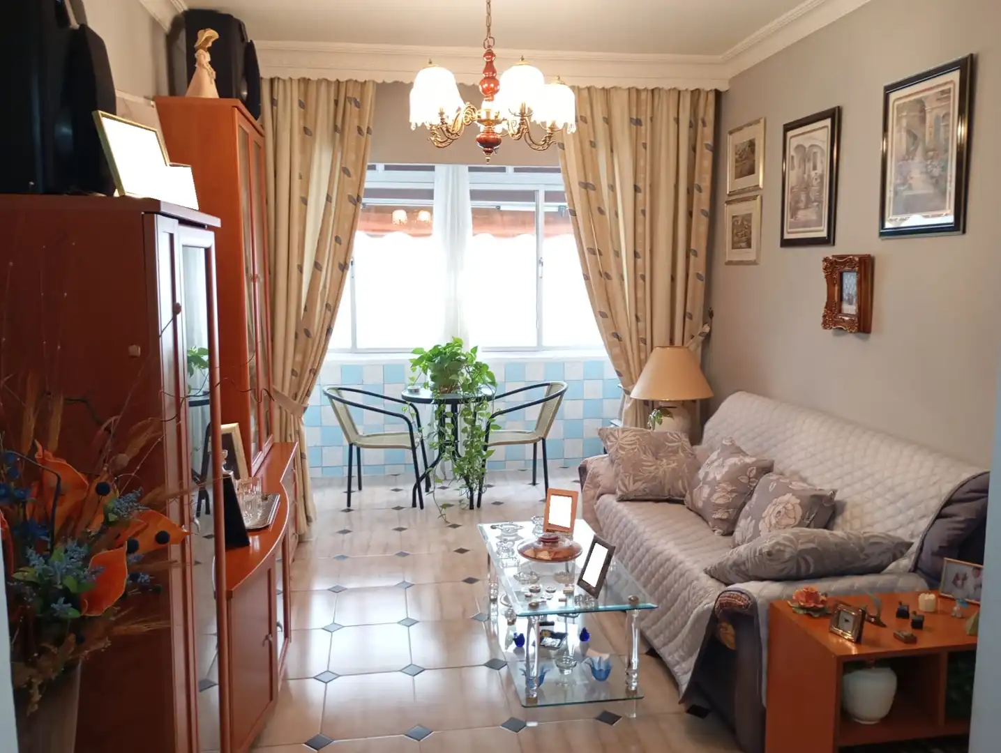 Living room of Flat for sale in Málaga  with Air Conditioner, Terrace and Furnished