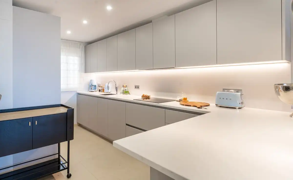 Piso con piscina en venta en Estepona - Estepona,Atalaya,Calle Nueva Atalaya, imagen 7
