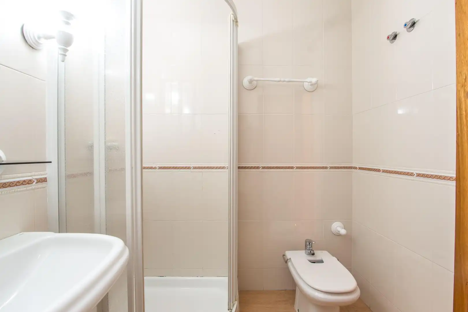 Bathroom of Flat for sale in Murcia  with Air Conditioner