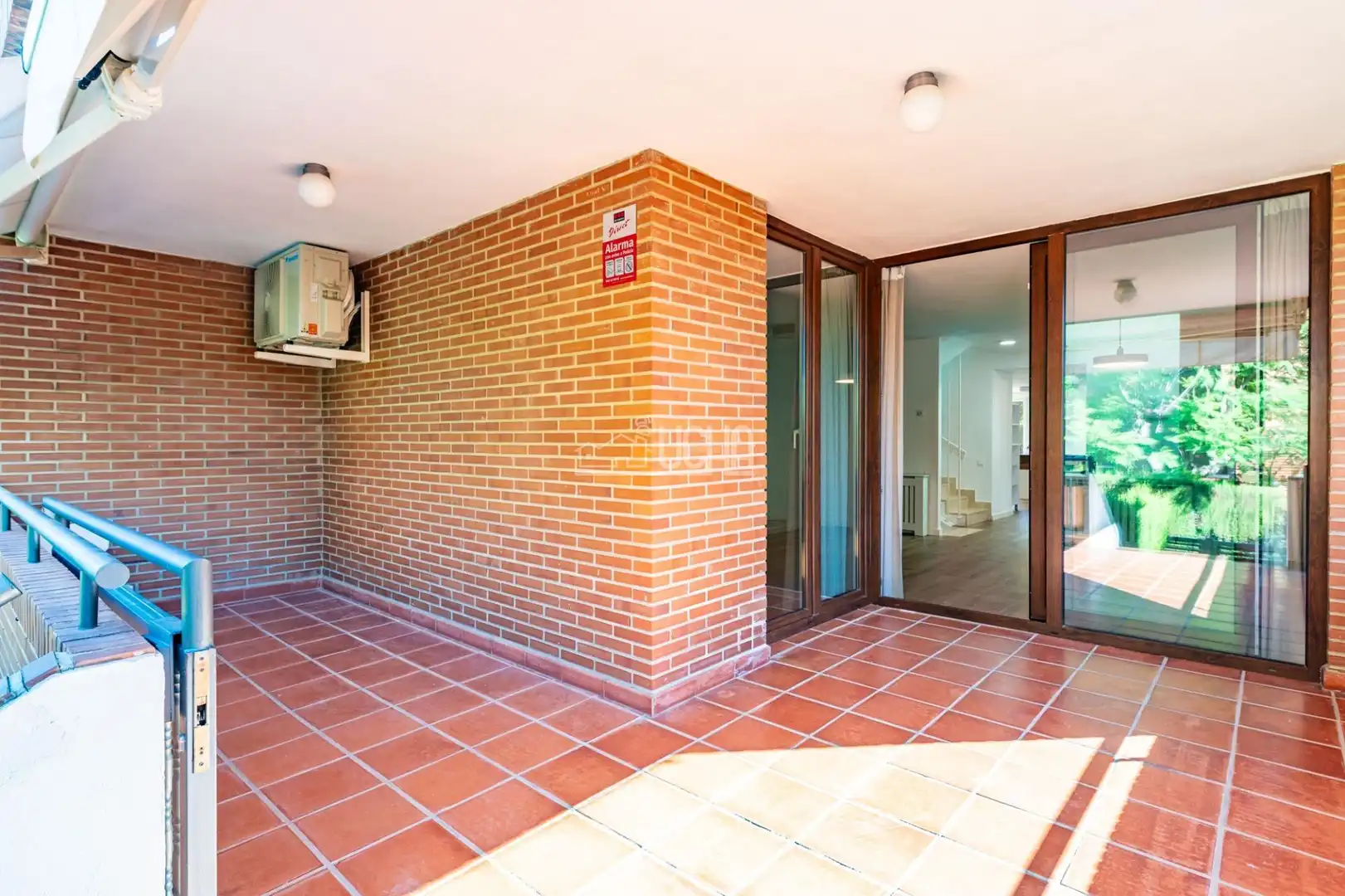 Semi-detached house with terrace for sale in Mas Camarena, imagen 24