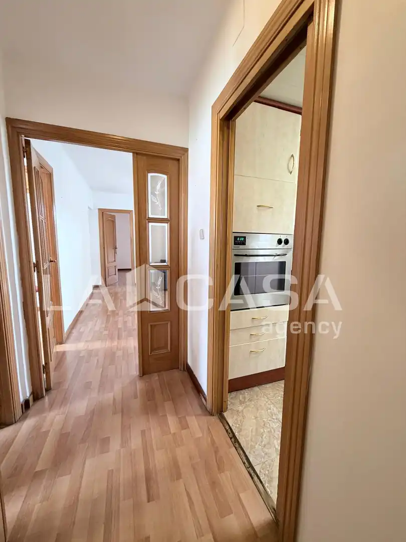 Piso en venta en Barcelona con Balcón