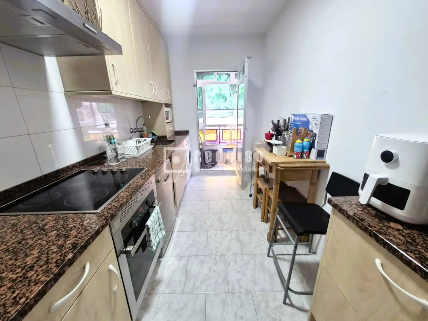 Küche von Wohnung zum Verkauf in Parla mit Klimaanlage, Heizung und Privatgarten