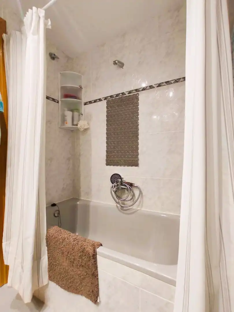 Baño de Apartamento en venta en Canet d'En Berenguer con Terraza, Amueblado y Piscina comunitaria